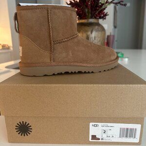 Ugg Kids Classic Mini II